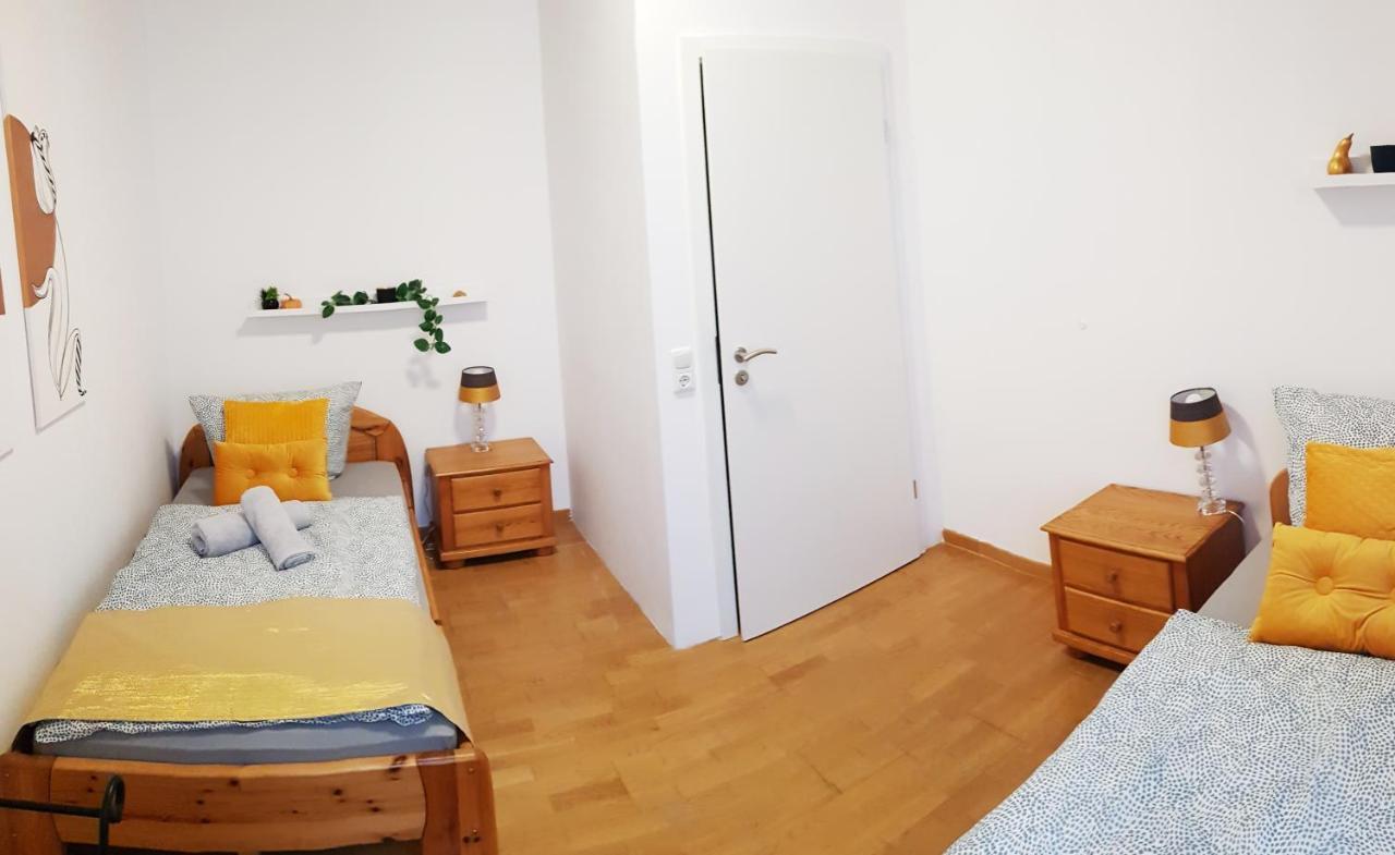Elena Flat Tulpe Duisburg Zentrum Exteriör bild